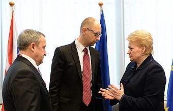 Arseniy Yatsenyuk and Dalia Grybauskaite. Brussels, 21.03.2014. Photo: lrp.t