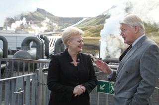 Dalia Grybauskaite at the the Hellisheidi geothermal power plant. Reykjavik, 27.08.2011. Photo: president.lt