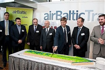 130122_airBaltic_amber.JPG